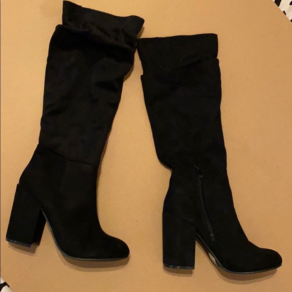 THIGH HIGH BOOTS